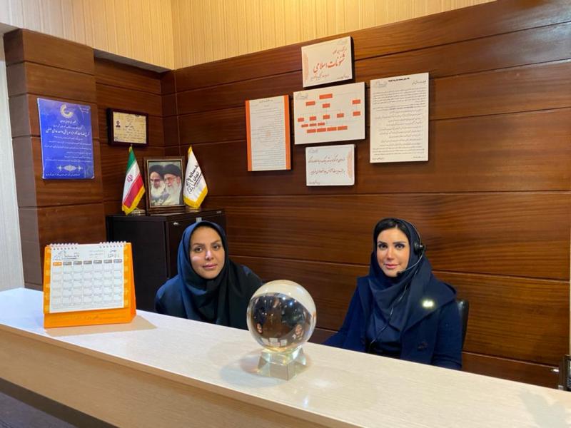 خانم میرزایی - خانم اژدری (منشی)